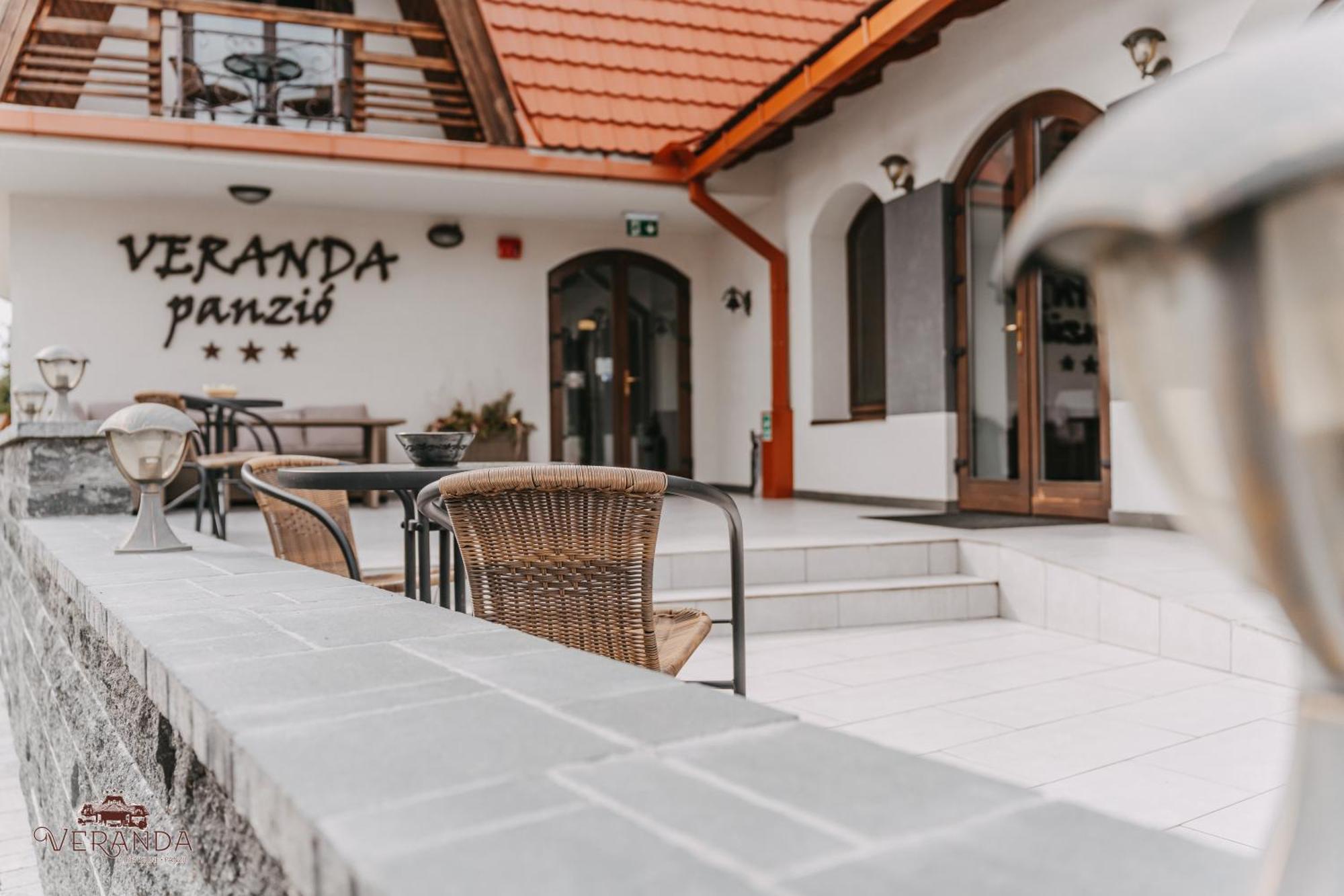 Veranda Panzio Remetea  Экстерьер фото